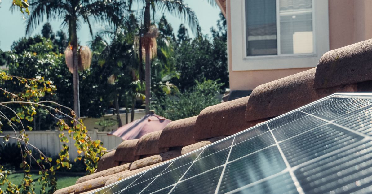 How to Address Poor Solar Performance in Cloudy Weather