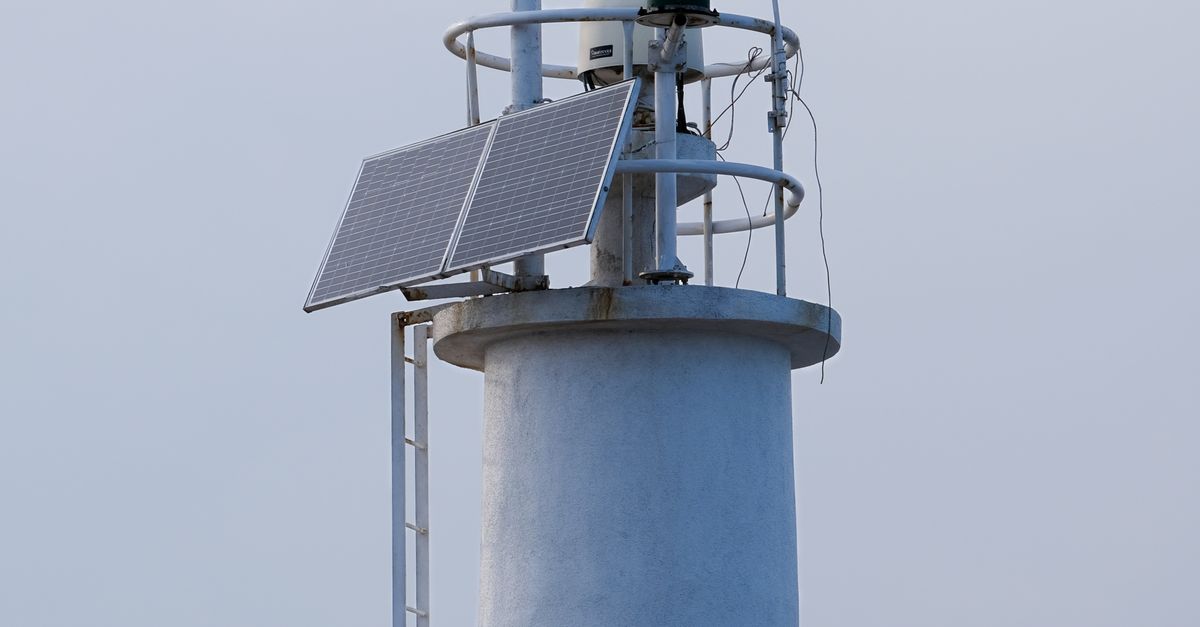 Seasonal Maintenance Tips for Solar Energy Systems