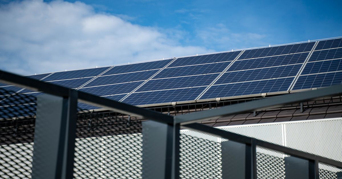 The Role of Local Solar Installers in Your Energy Transition